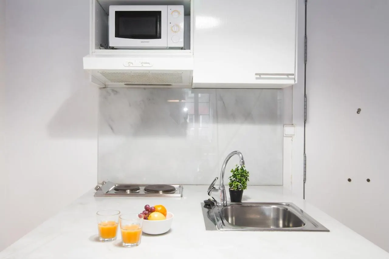 Mooeve Sant Antoni Apartment Barcelona 0*,